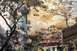 Hà Nội: Nhà phố cổ cháy nghi ngút ngày ông Công ông Táo về trời