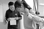 Trường học Trung Quốc dọa 'phạt' học sinh tăng cân sau Tết