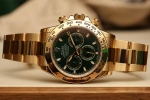 Bí mật giúp đồng hồ Rolex có giá hàng trăm triệu đồng
