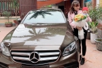 Chân dung mẹ bỉm chẳng phải 'chân dài' hay hot girl vẫn được chồng yêu chiều, tặng quà 8/3 là chiếc Mercedes 2,5 tỷ