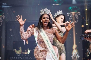 Nhật Hà vào top 6, người đẹp Mỹ đăng quang Hoa hậu Chuyển giới 2019