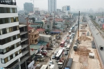 Cảnh ùn tắc mỗi ngày tại đường Phạm Văn Đồng