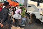 Phụ xe tải tử vong bất thường trên đường đi nhận hàng ở Sài Gòn