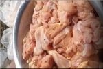Hà Nội: Phụ huynh phát hiện thịt gà ôi thiu đưa vào trường học