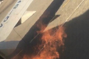 Máy bay Boeing 737 Nga cháy động cơ khi sắp cất cánh