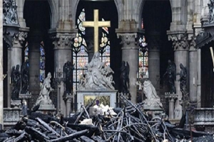 Quỹ đóng góp phục dựng Nhà thờ Đức Bà Paris lên đến hơn 1 tỷ USD