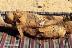 Phát hiện hàng chục xác ướp trong lăng mộ cổ Ai Cập