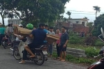 Nam Định: Xót thương bé trai 7 tuổi đi xe đạp ngã xuống sông tử vong