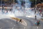 Lãnh đạo đối lập Venezuela tuyên bố đảo chính đang diễn ra