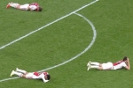 Những hình ảnh đầy đau thương của Ajax Amsterdam sau khi bị đội bóng của Son Heung-min kết liễu ở giây bù giờ cuối cùng