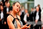 Sao nữ TQ còn gì sau màn mặc hở sốc, bị gọi là gái mại dâm ở Cannes