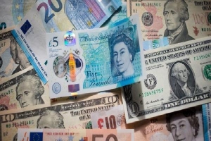 Tỷ giá ngoại tệ ngày 27/5: USD giảm, Euro tăng