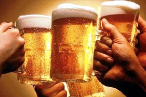 Cấm bán rượu bia sau 10 giờ đêm: Dân du lịch, nhà hàng lo lắng