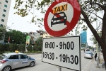 Hà Nội cấm taxi và xe hợp đồng dưới 9 chỗ trên 11 tuyến phố
