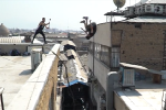 Chàng trai thách thức tử thần trên những tòa nhà chọc trời ở Iran