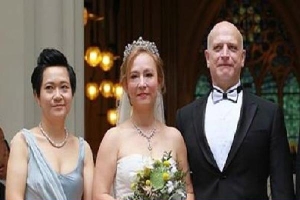 Vợ chồng 'Tiểu Long Nữ' gốc Việt từ thiện toàn bộ tài sản