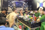 24 thanh niên quay cuồng với ma túy trong quán karaoke