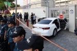 Xe chở 28 bình khí dễ nổ lao vào Đại sứ quán Mỹ ở Seoul