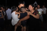 Vụ 9 ngư dân Nghệ An mất tích: Vỡ òa giây phút đón thuyền viên sống sót trở về