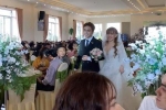 Thu Thủy hạnh phúc trong lễ cưới lần hai bên chồng kém 10 tuổi