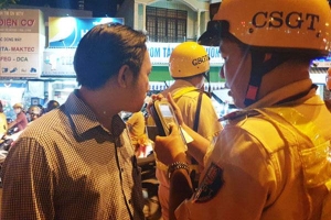 CSGT Sài Gòn không đeo camera, người vi phạm từ chối ký biên bản