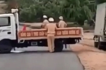 Cảnh sát giao thông bị tông hất văng ở Gia Lai, tài xế dương tính ma túy đá