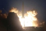 Phóng tên lửa qua Bình Nhưỡng, Triều Tiên thể hiện uy lực vũ khí mới