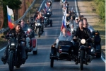 Putin lái motor phân khối lớn chở lãnh đạo Crimea