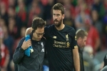 'Lá chắn thép' dính chấn thương: Bài test thật sự cho hàng thủ của Liverpool