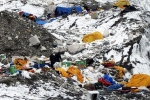 Nepal chính thức cấm mang nhựa lên Everest - bước đầu giải quyết hàng tấn rác chất thành núi trên 'nóc nhà của thế giới'
