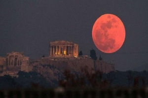 Hiện tượng 'siêu trăng máu' đã khiến hàng nghìn binh sĩ Hy Lạp cổ tử trận như thế nào?