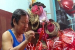 Còn ai làm lồng đèn truyền thống ở làng nghề Phú Bình?