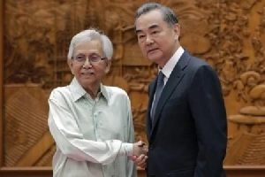 Malaysia cử người đòi Trung Quốc 2 tỷ USD