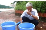Nước sạch ở nhiều khu vực tại Hà Nội xuất hiện 'mùi rất hắc, sộc lên gây khó chịu'