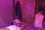 Nữ tiếp viên ở chốn massage 'tới bến' ven Sài Gòn tiết lộ chiêu độc giữ khách