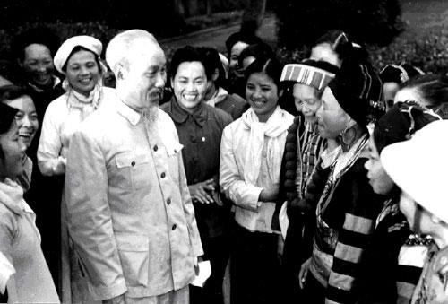 Lịch sử ngày Phụ nữ Việt Nam 20/10 bắt đầu từ năm 1930 khi nước ta đang trong thời kì đấu tranh chống Pháp.