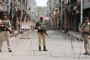 Pakistan - Ấn Độ nã súng nghiêm trọng tại biên giới Kashmir