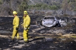 Ôtô bị trộm phát hỏa trên đường chạy trốn, gây cháy lớn ở California