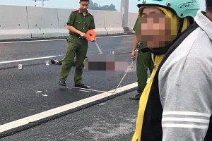 Người đàn ông bị tông chết khi đi bộ trên cao tốc Hạ Long - Hải Phòng
