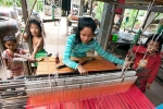 Người Campuchia bán sức trong các công ty TQ: Công việc vất vả, mức lương lại bèo bọt