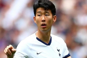 Everton điều tra hành vi phân biệt chủng tộc với Son Heung-min