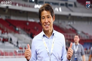 Trước ngày đấu Việt Nam, trợ lý Thái Lan bất ngờ tiết lộ về bí kíp của HLV Nishino
