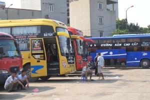 Kiến nghị chuyển đổi xe khách tuyến cố định thành xe buýt