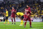 'Messi Thái' xin lỗi CĐV Thái Lan, hứa thắng ĐT Việt Nam