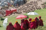 Sự thật rợn người tục thiên táng linh thiêng ở Tây Tạng