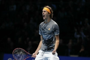 Nadal mất vé bán kết ATP Finals vì Zverev hạ Medvedev