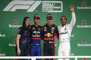 Verstappen về nhất GP Brazil