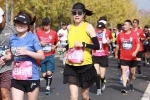 Mẹ bầu 8 tháng vẫn chạy marathon 42 km
