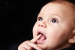 Trẻ chậm mọc răng mẹ có nên lo lắng?