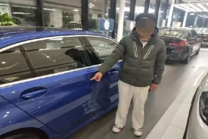 Chàng trai 22 tuổi làm hư hại xe BMW tại đại lý để ép phụ huynh mua